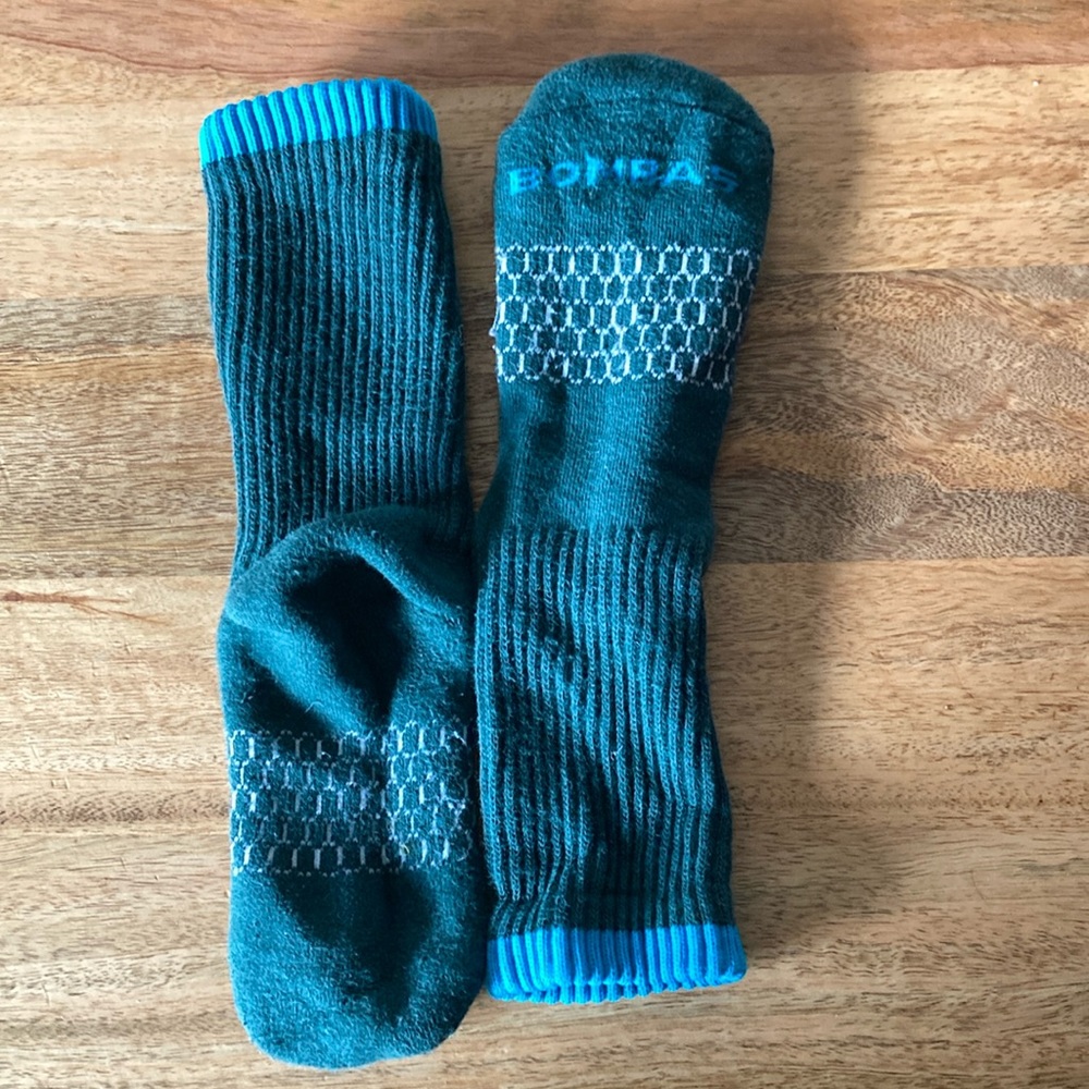Youth Bombas, dark green with blue detail. Size 9T - 3 (age 5-11)